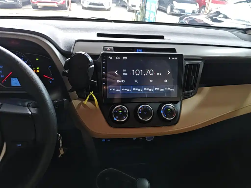 Toyota RAV4 Rongfang 2016 2.0L CVT 2WD Urban (China V) фото 13