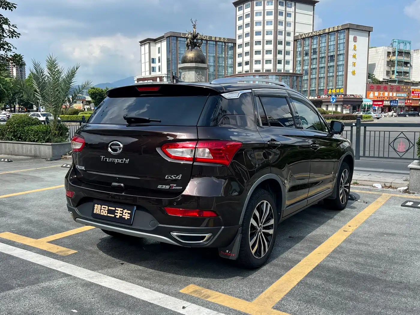 GAC Trumpchi Trumpchi GS4 2016 235T G-DCT Luxury Edition фото 7