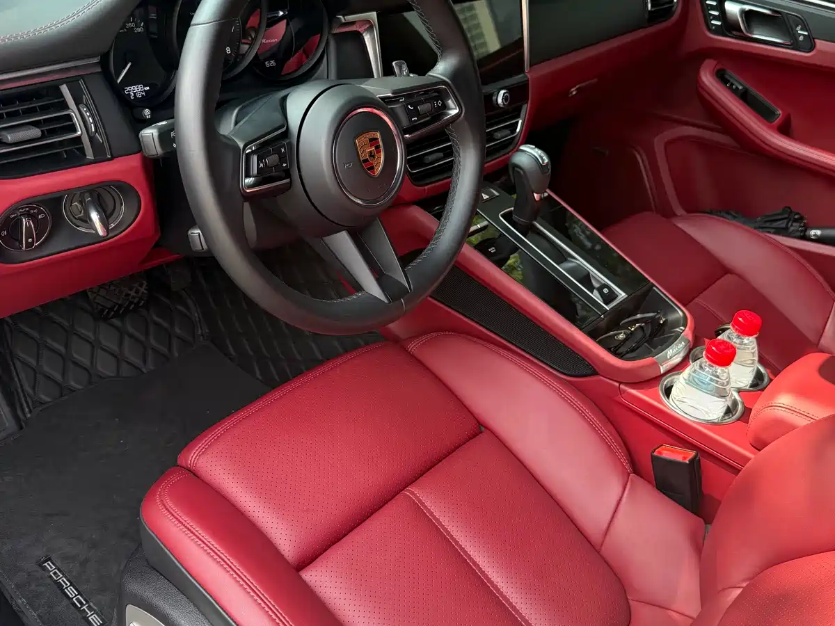 Porsche Macan 2022 Macan 2.0T фото 12