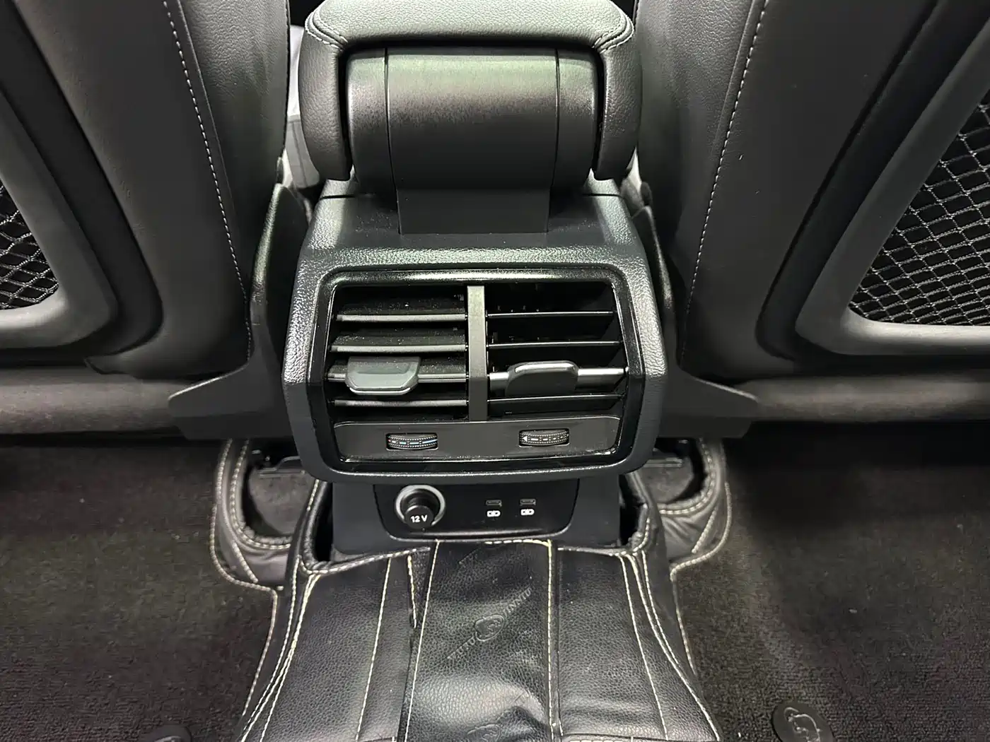Audi Q3 2023 35 TFSI Fashion Dynamic (1.4T) фото 13