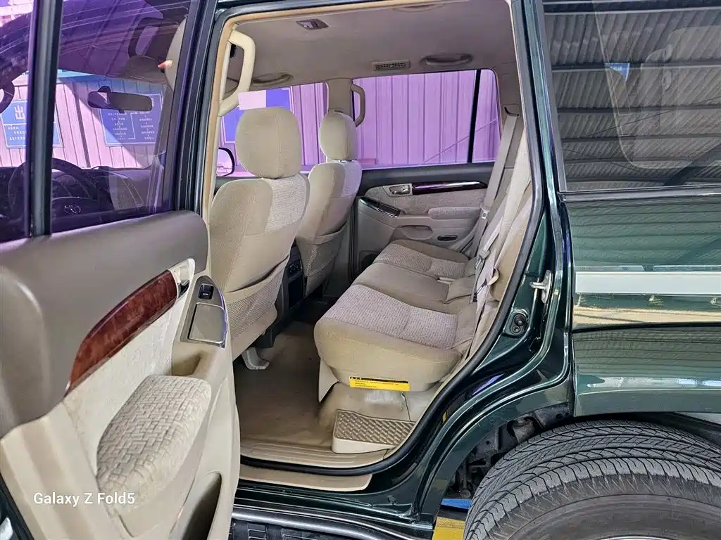 Toyota Prado (Import) 2005 2004 GX 2.7 Automatic