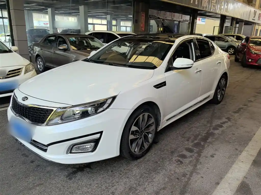 Kia K5 2014 2.0L Automatic LUXURY фото 2