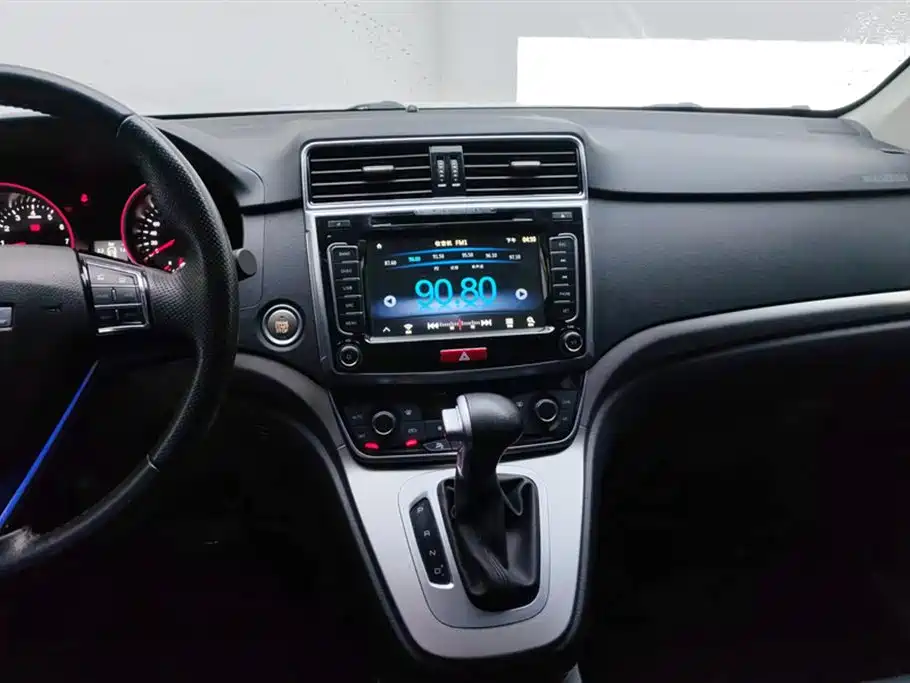Haval M6 2018 Facelift 1.5T DCT 2WD Elite Edition фото 13