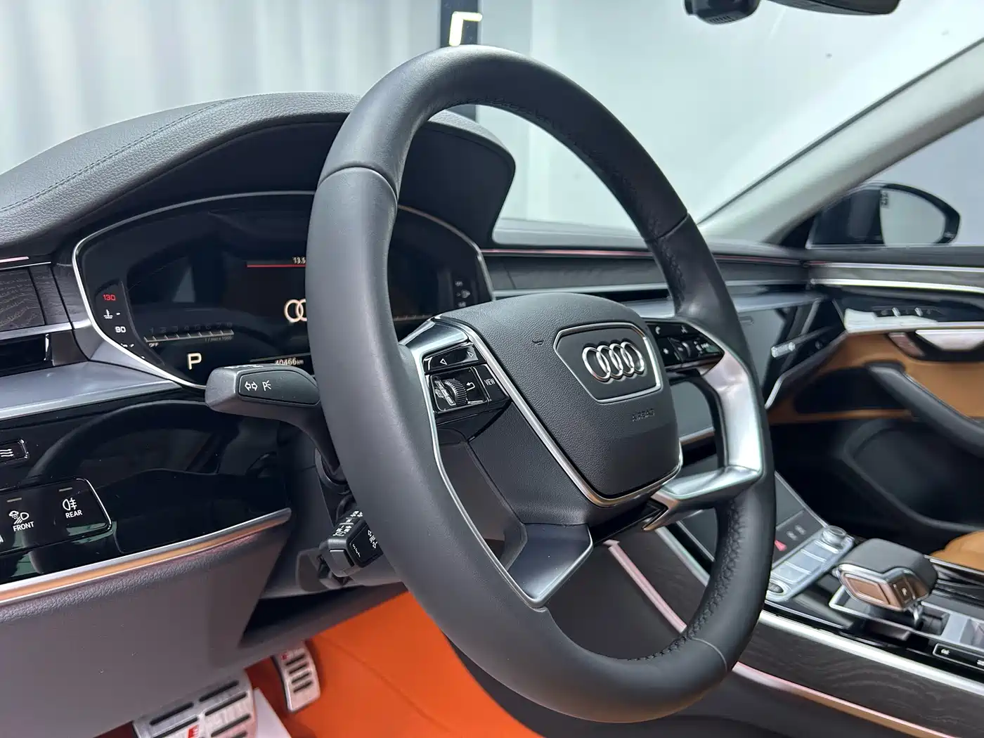 Audi A8 2023 A8L 45 TFSI quattro Luxury фото 5