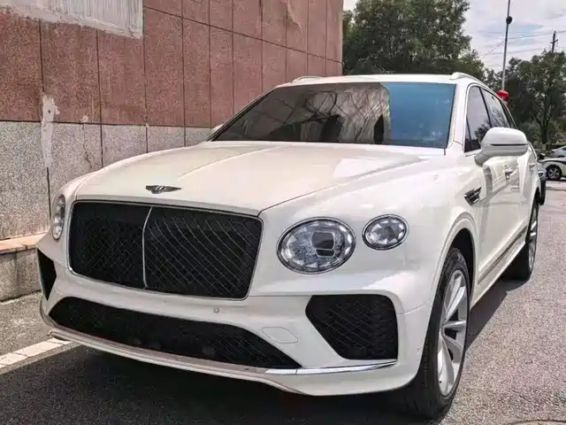 Bentley Bentayga 2024
