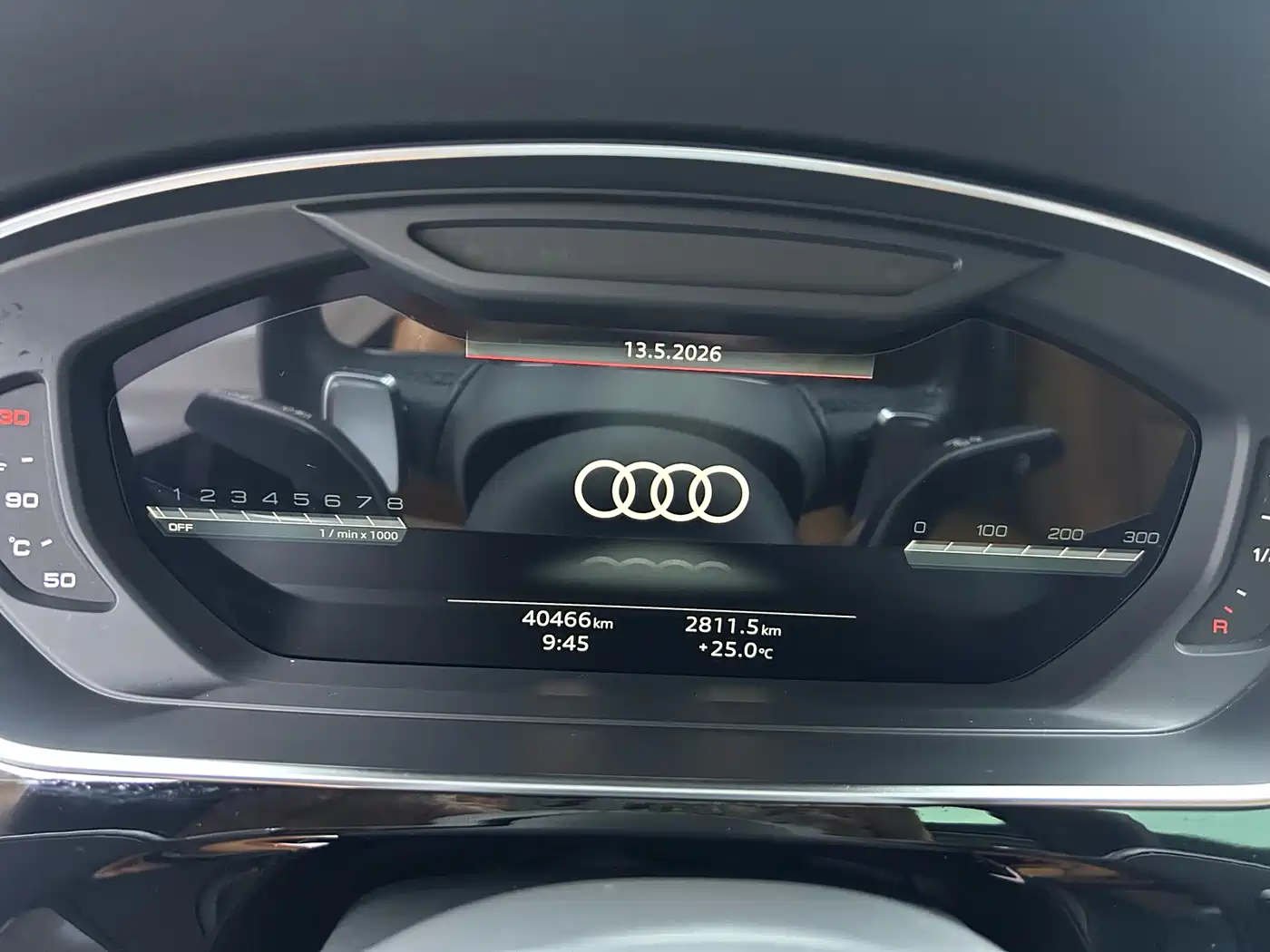 Audi A8 2023 A8L 45 TFSI quattro Luxury фото 6
