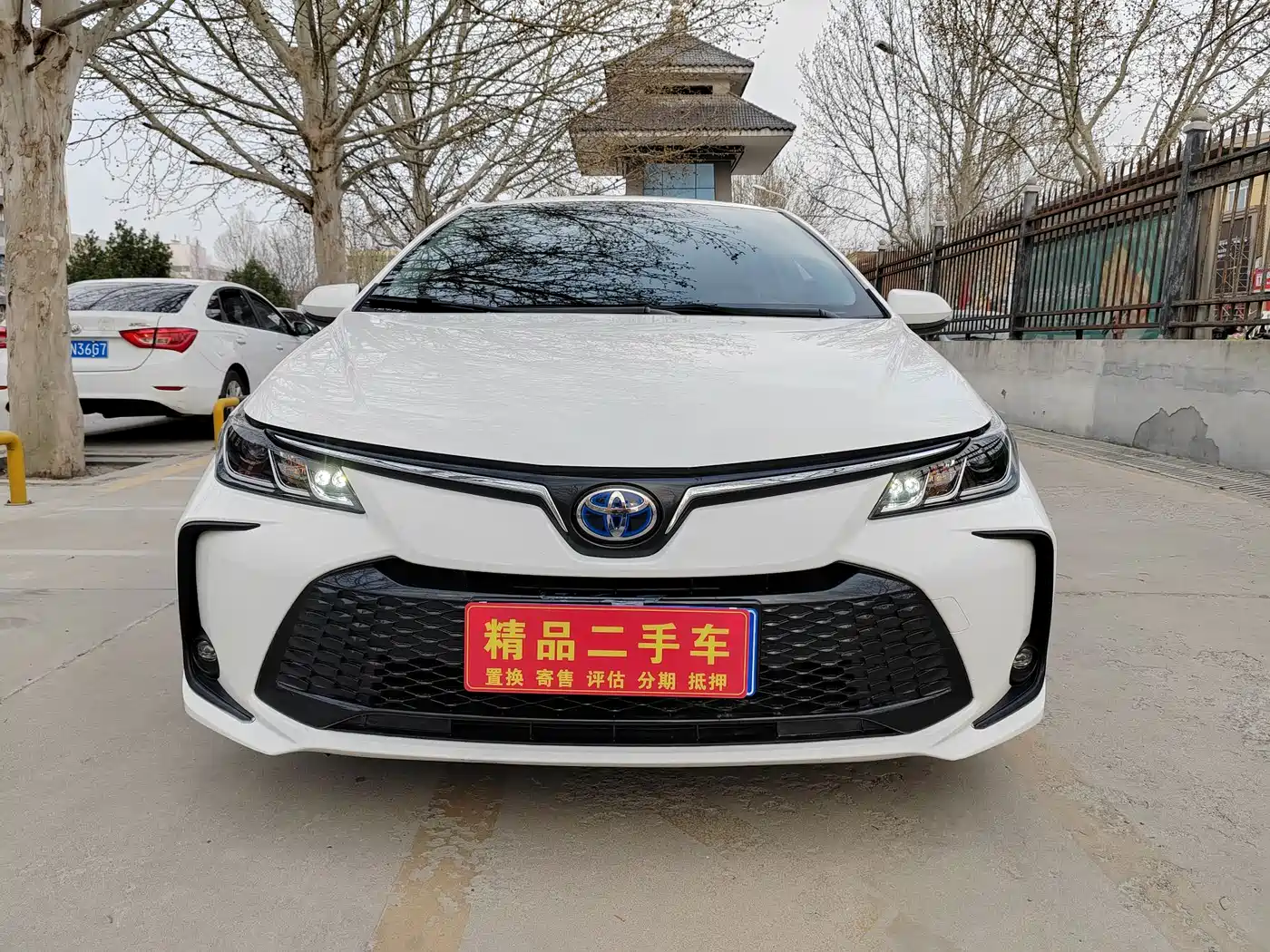 Toyota Corolla 2023 1.8L Smart Hybrid Dual Engine Elite Edition фото 2