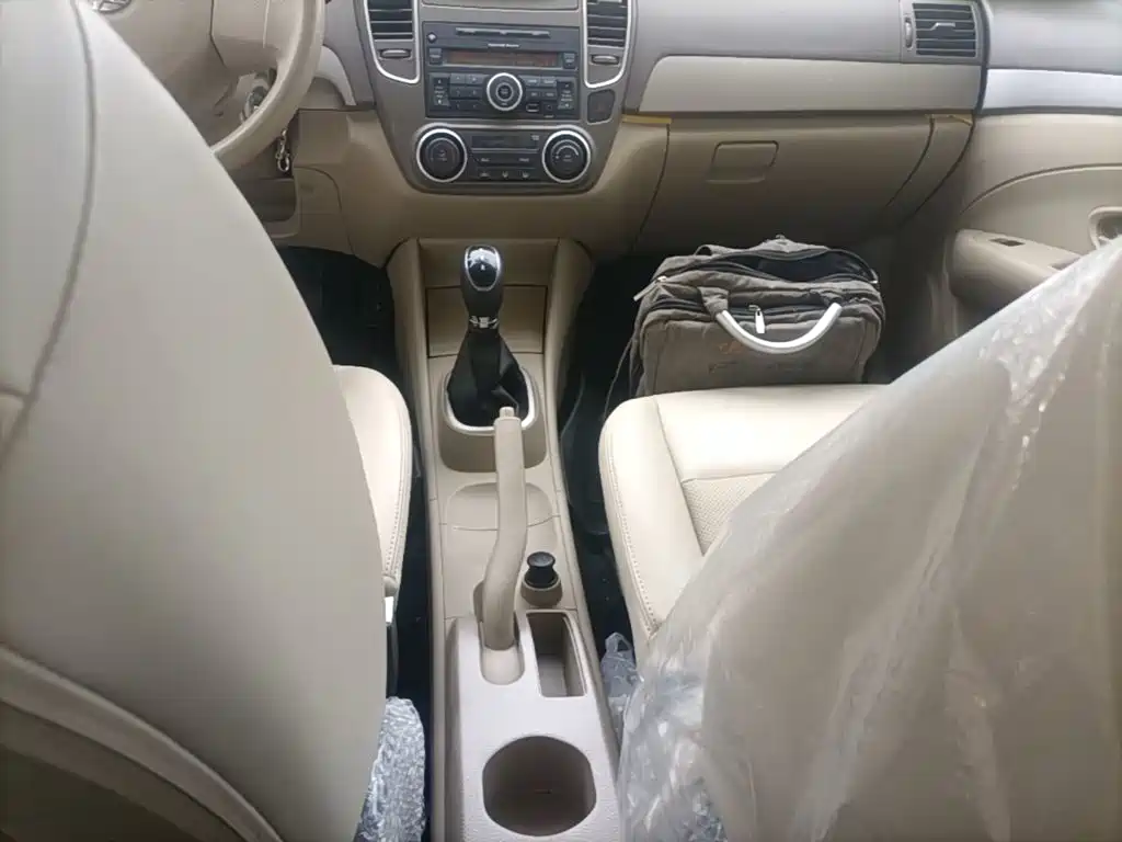 Dongfeng Junfeng E11K 2021 2019 Standard Edition