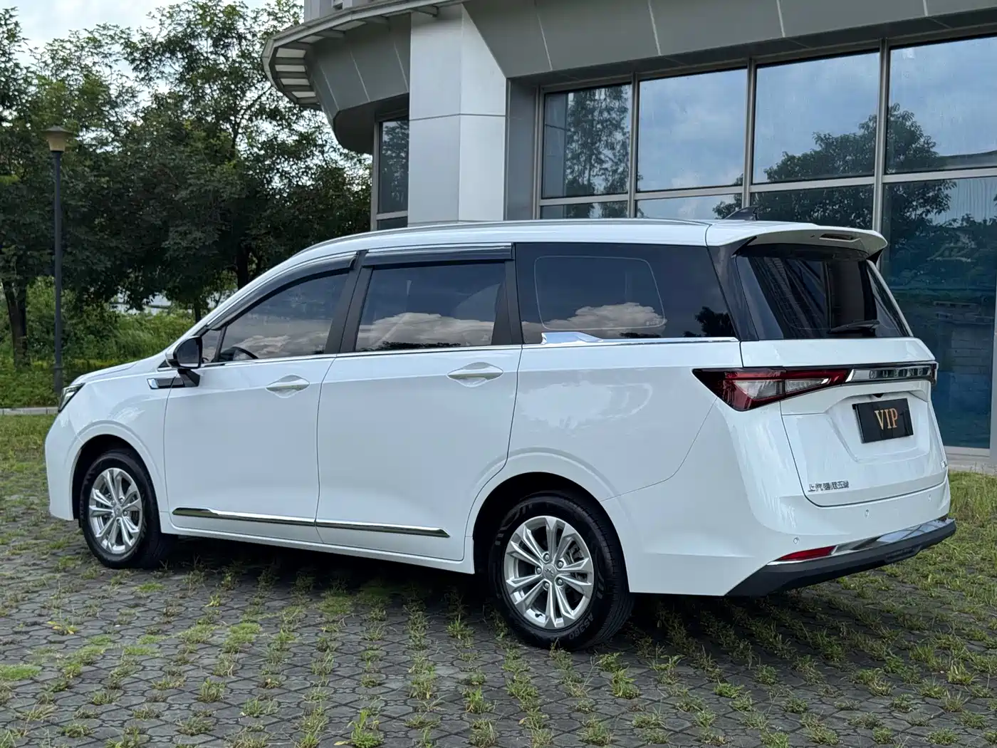 Wuling Motors Wuling Jiachen 2024 2022 1.5T CVT Smart Luxury