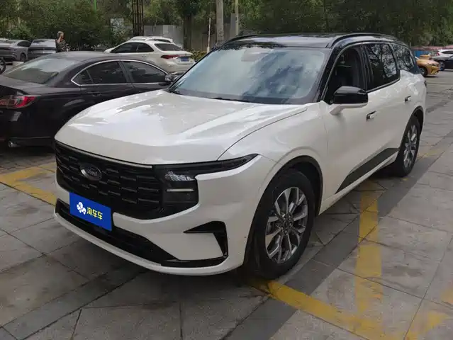 Ford Edge 2023