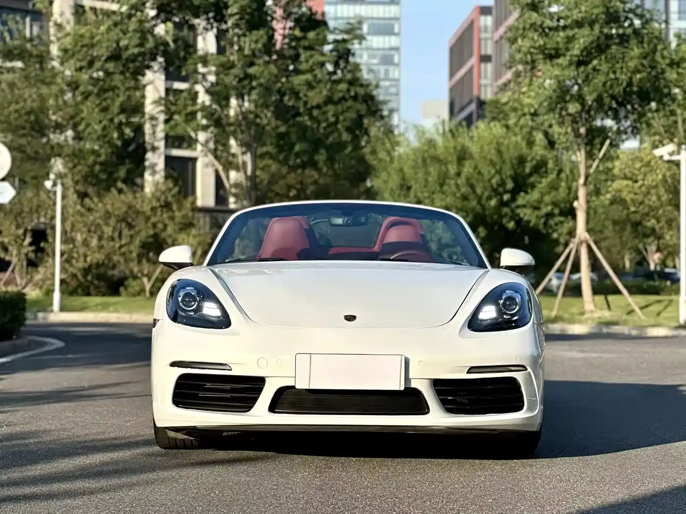 Porsche 718 2022 Boxster 2.0T фото 2