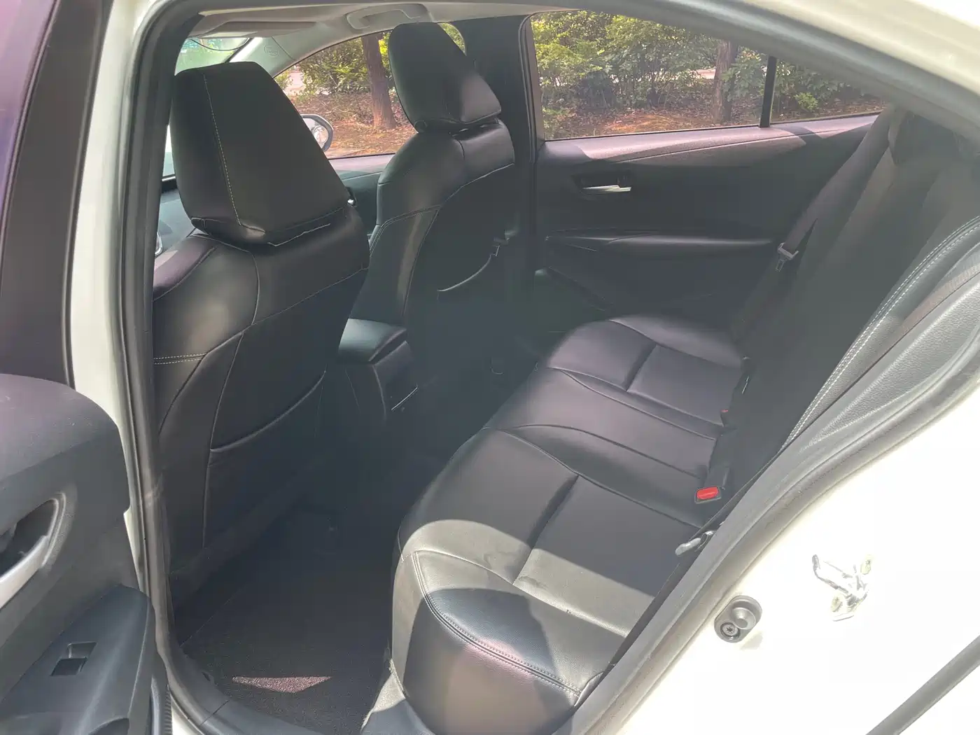 Toyota Corolla 2021 1.2T S-CVT Elite PLUS Edition фото 14