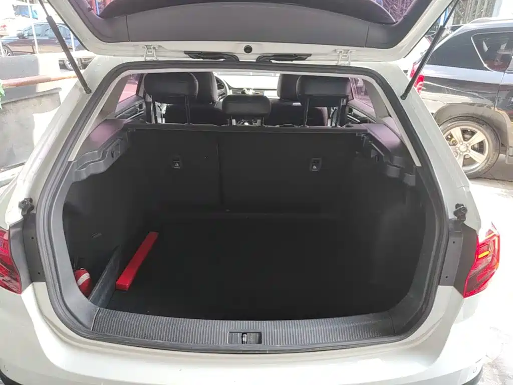 Volkswagen C-TREK 2018 2017 1.6L Automatic Comfort