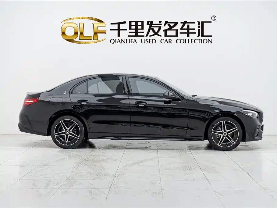 Mercedes-Benz C-Class 2024 Facelift III C 260 L Night Sport Edition фото 8