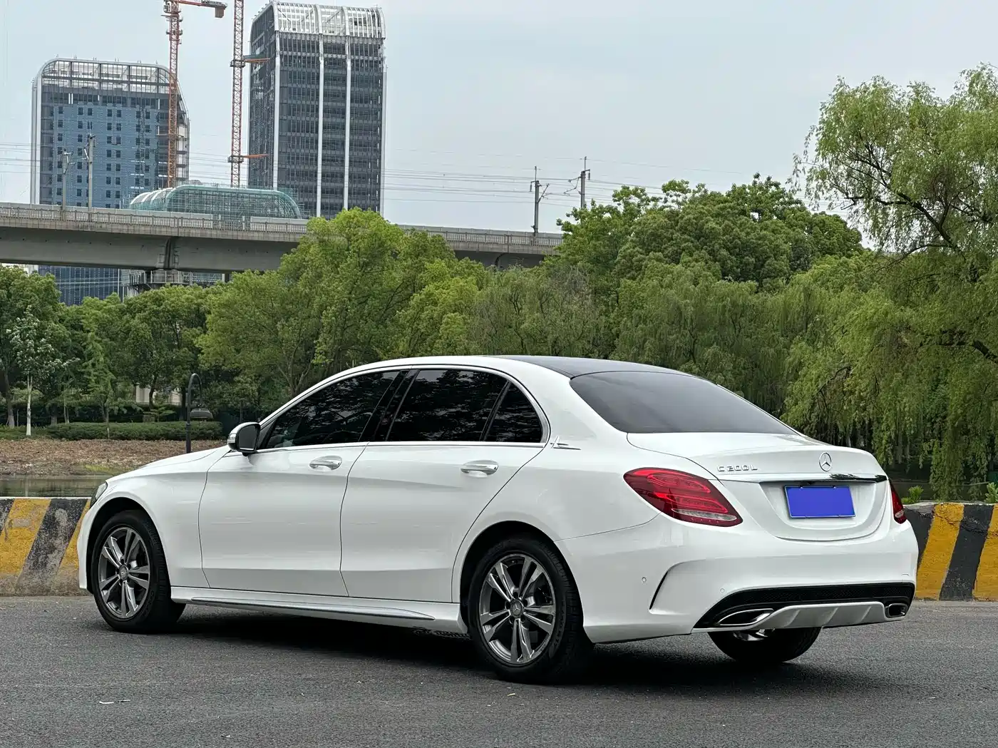 Mercedes-Benz C-Class 2016 C 200 L Sport фото 5