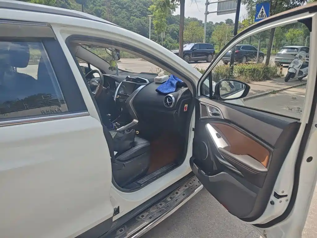 BYD Yuan 2017 2016 1.5L Manual Premium