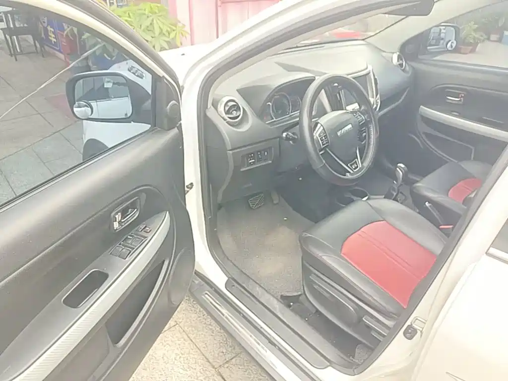 Haval H1 2017 2017 Red Label 1.5L AMT Luxury