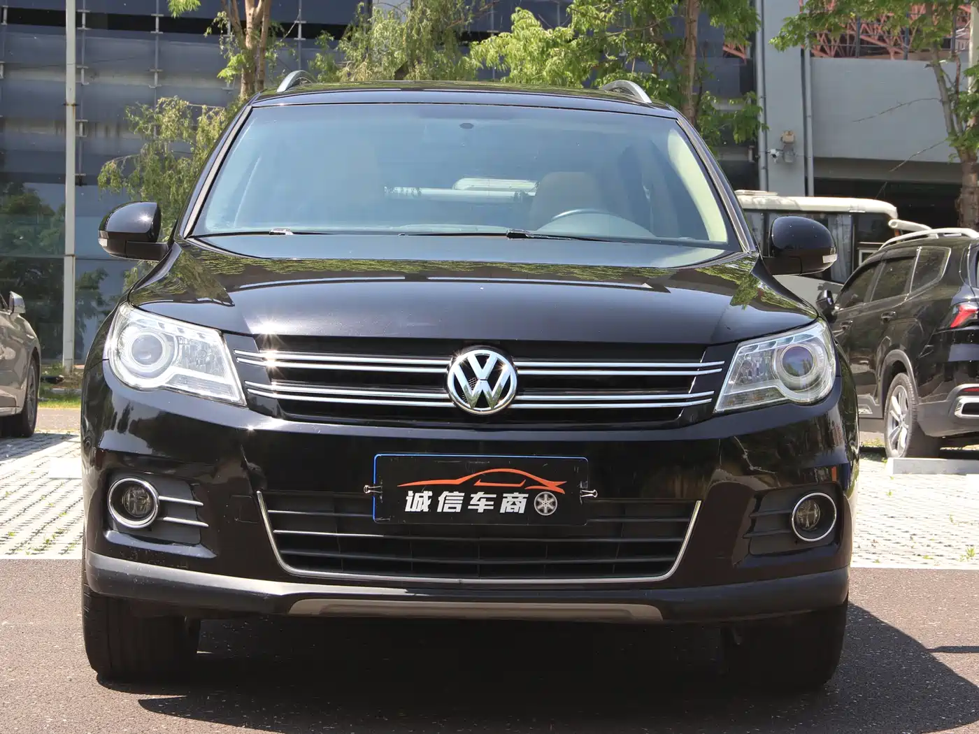 Volkswagen Tiguan 2012 1.8TSI Automatic 4WD Elite Edition фото 2