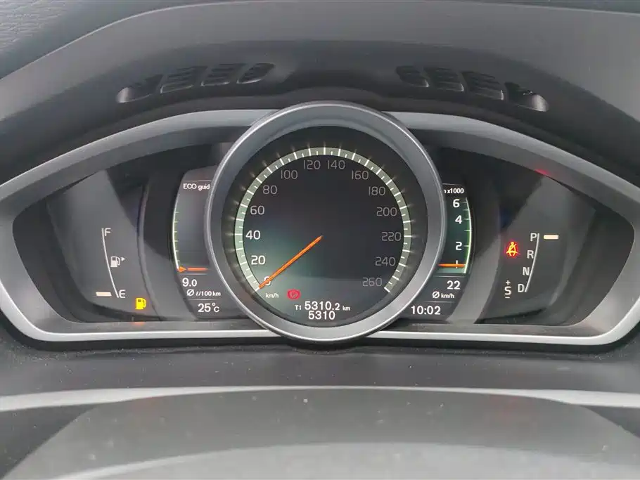 Volvo V40 2019 T3 Momentum фото 14