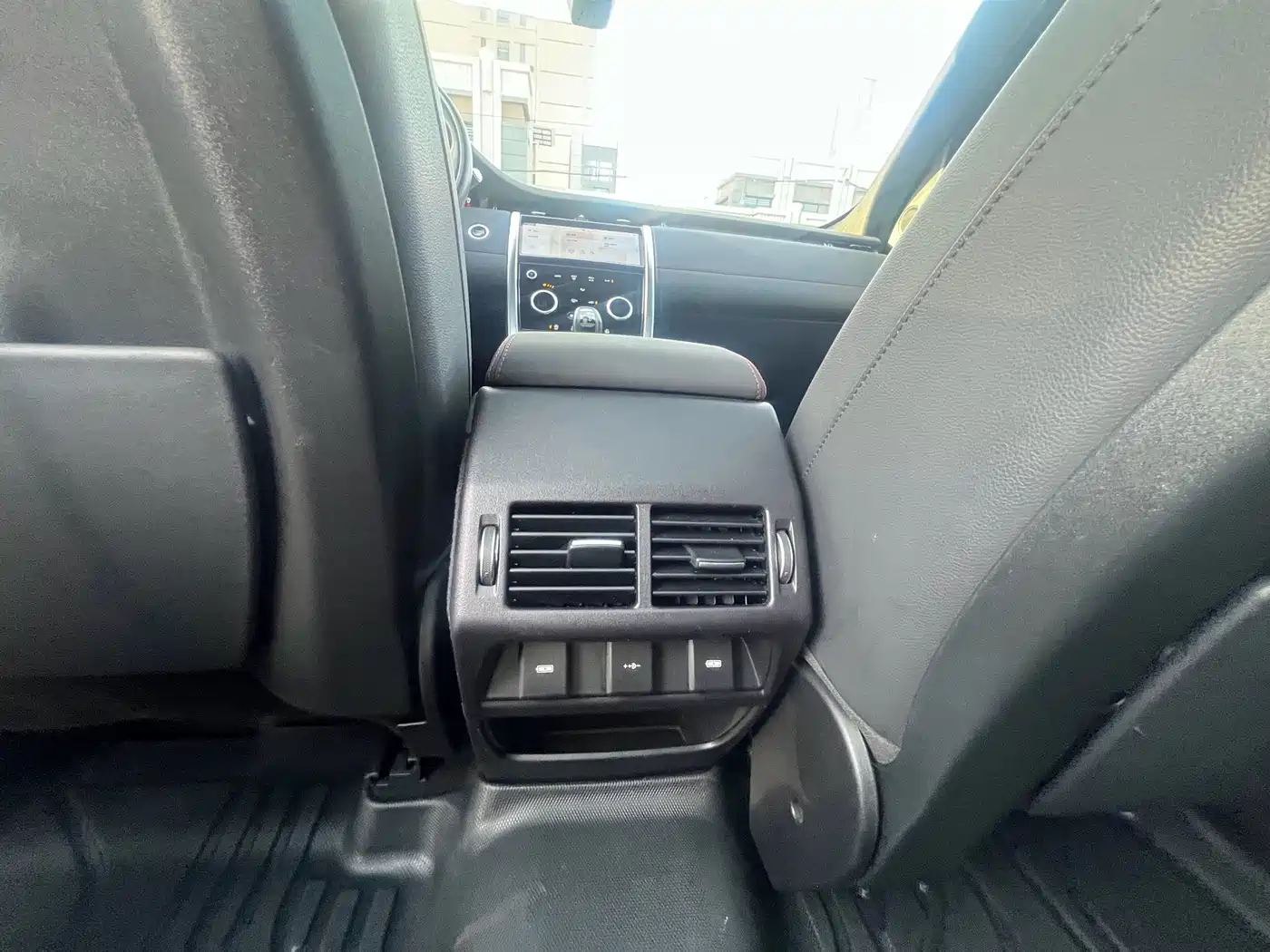 Фото 14 - Land Rover Discovery Sport
