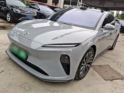 NIO ET5
