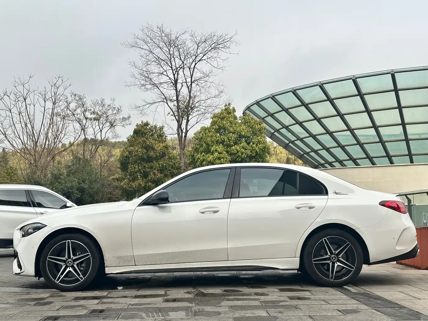 Mercedes-Benz C-Class 2024 C 260 L Night Edition Sport фото 8