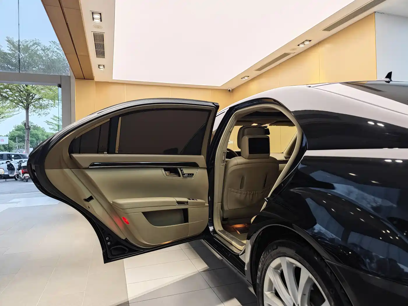Mercedes-Benz S-Class 2010 S 300 L Luxury фото 22