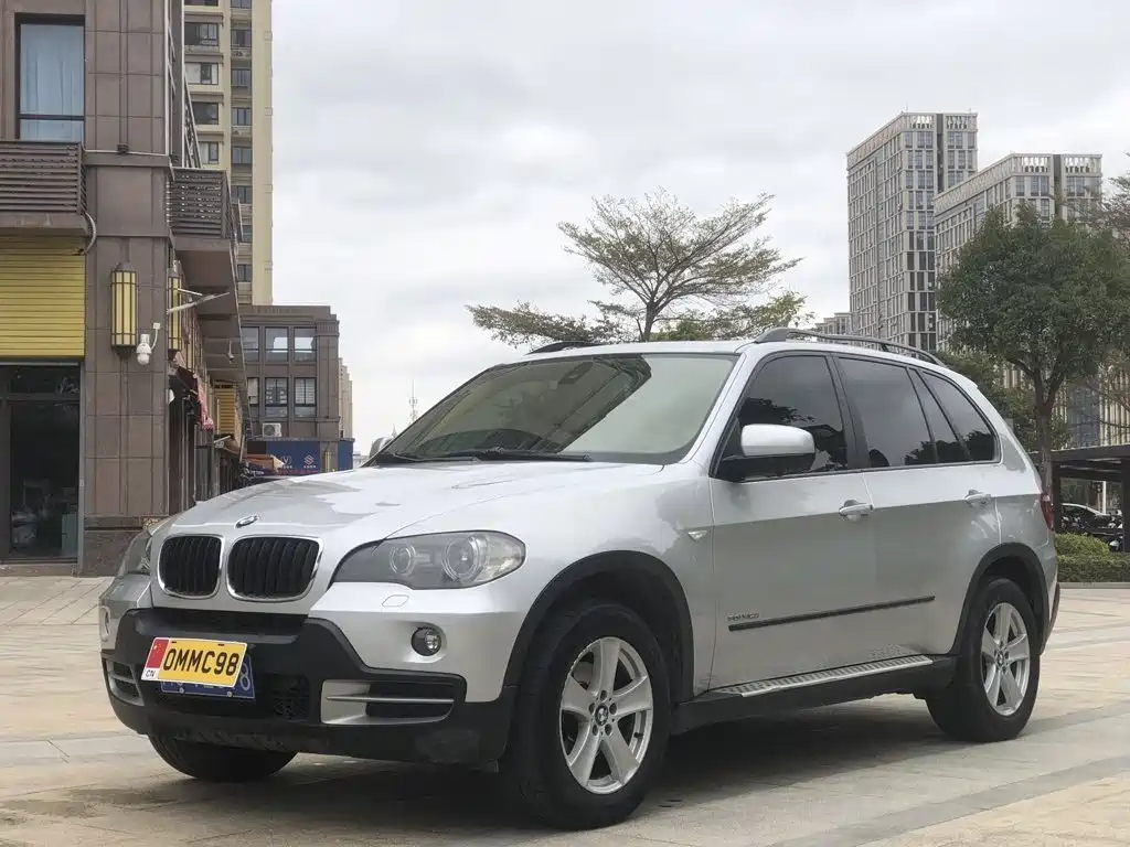 Photo 1 - BMW X5 (Import)