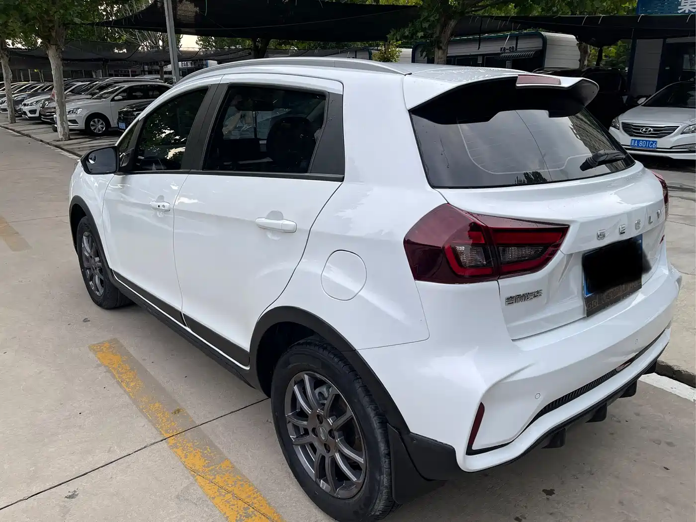 Geely Vision X3 2022 2021 PRO 1.5L CVT Premium