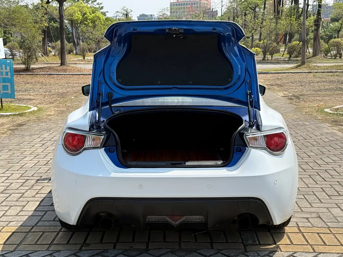 Subaru BRZ 2015 2.0i Automatic фото 18