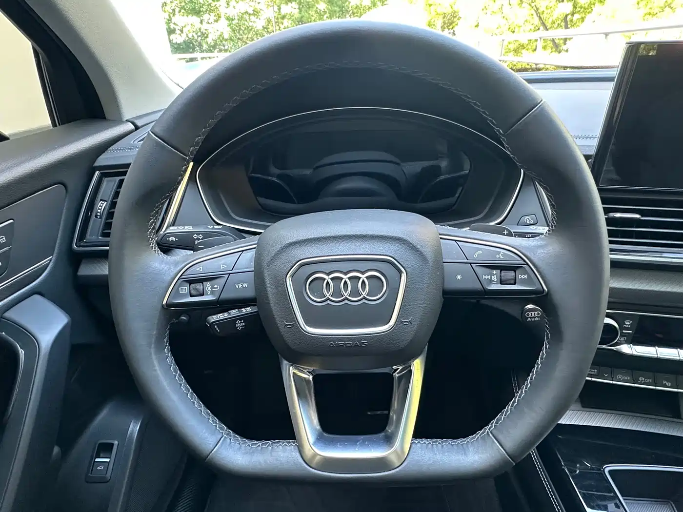 Audi Q5L 2022 Facelift 40T Luxury Dynamic фото 9