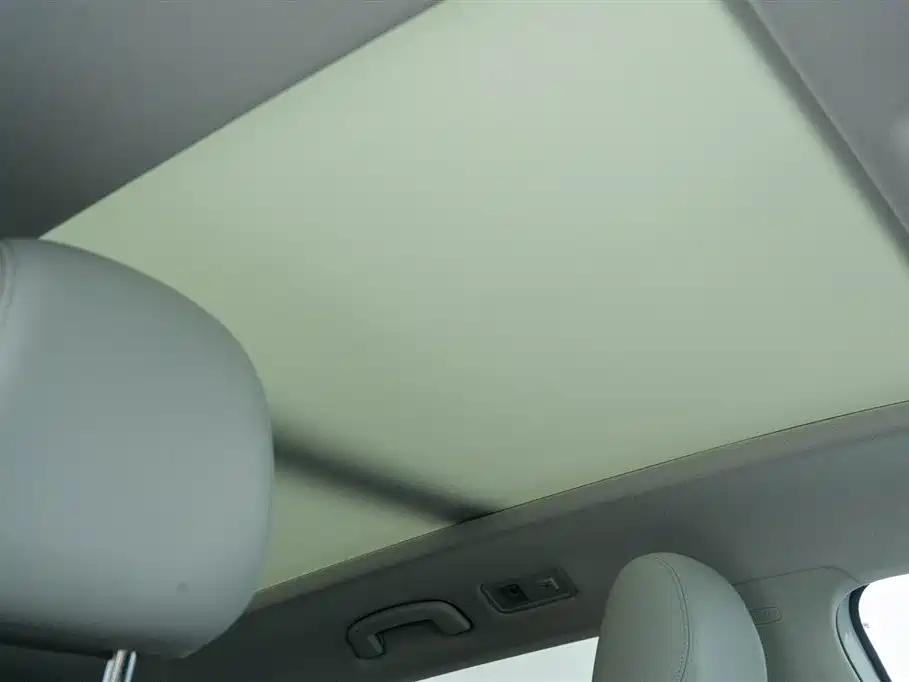 Volkswagen Tharu 2023 300TSI 2WD Full Moon Edition фото 29