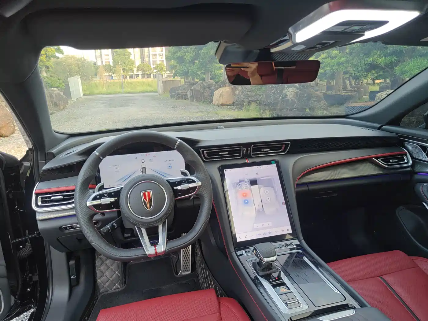 Hongqi H6 2025 2025 Model 2.0T Fashion Edition