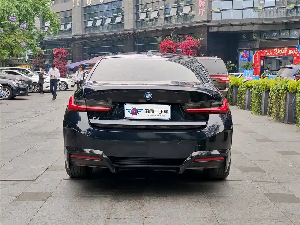 BMW i3 2024 eDrive 35 L фото 5