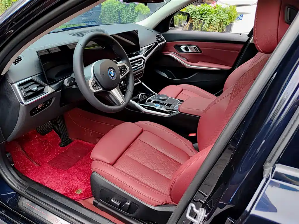 BMW i3 2024 eDrive 35 L фото 7