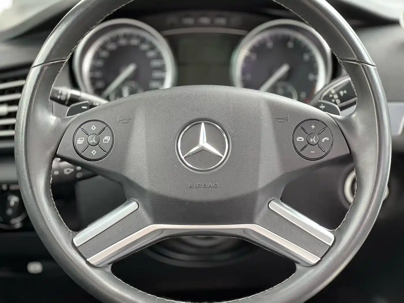 Mercedes-Benz R-Class 2014 R 320 4MATIC Luxury фото 2