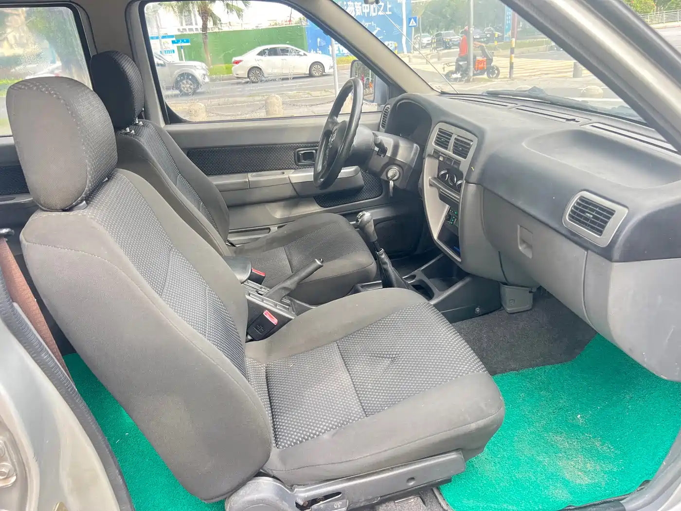 Dongfeng Ruiqi 2015 2013 2.2T Diesel 2WD Standard ZD22TE