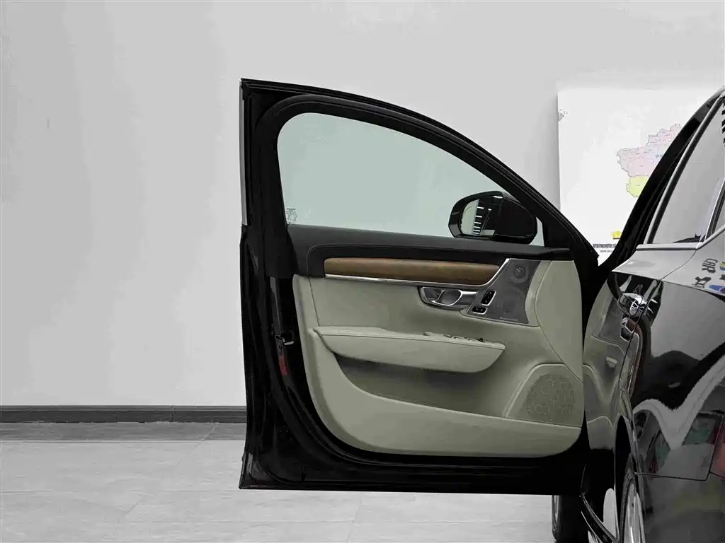 Volvo S90 Plug-in Hybrid 2018 2019 T8 E-Drive Hybrid Honor Edition 3-Seater China V