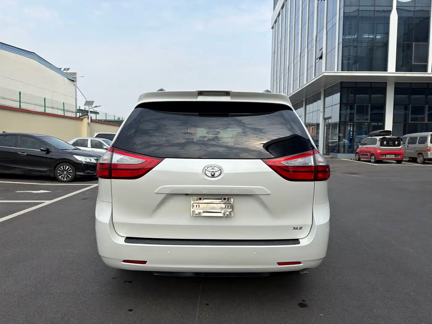 Toyota Sienna 2015 3.5L 2WD L фото 15