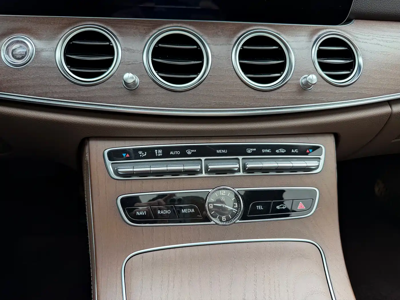 Mercedes-Benz E-Class 2020 Facelift E 300 L Sport Fashion фото 12