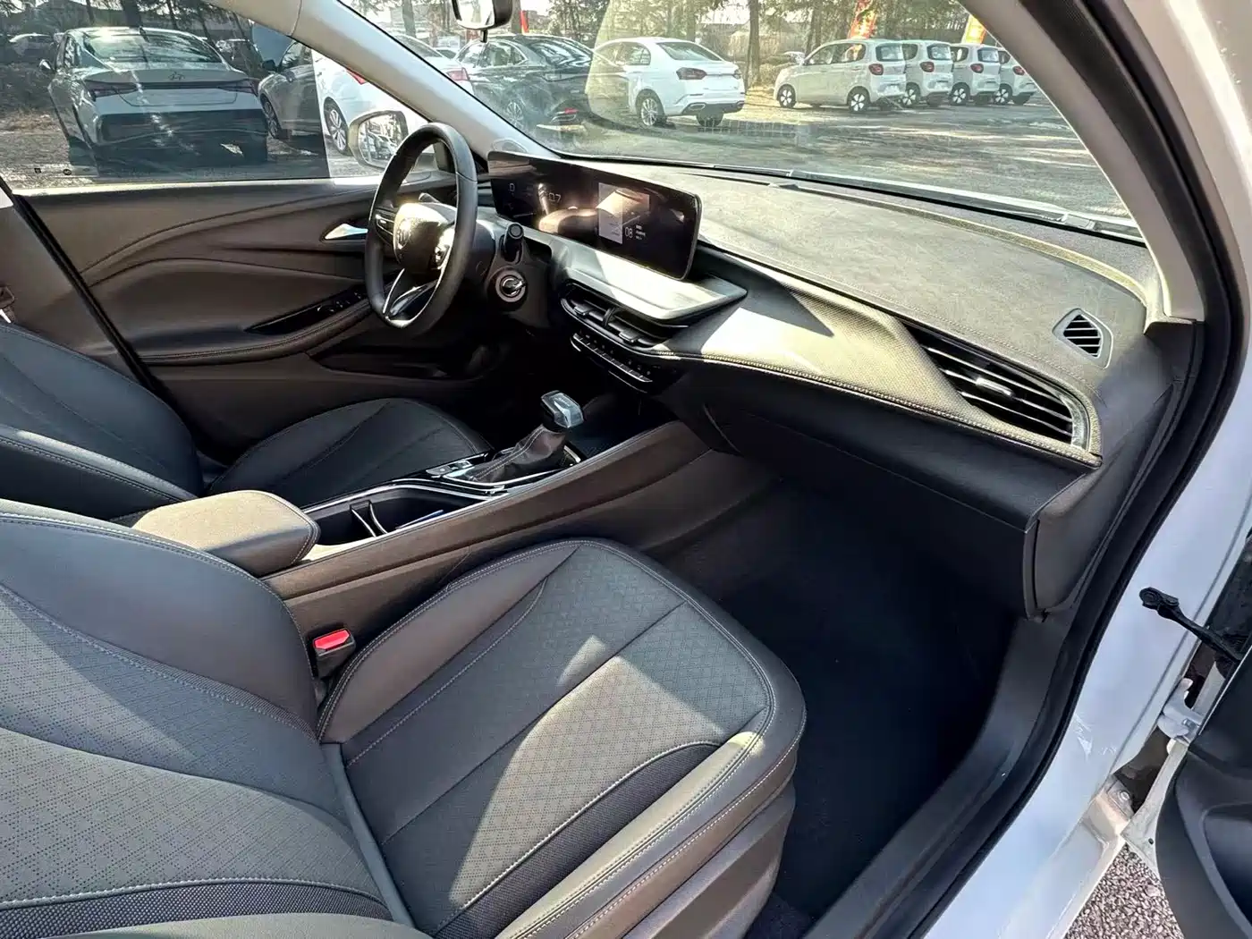 Buick Verano 2023 Pro Joy Edition фото 6