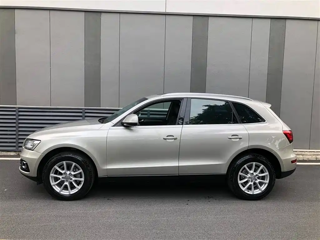 Audi Q5 2015 40 TFSI Progressive фото 12