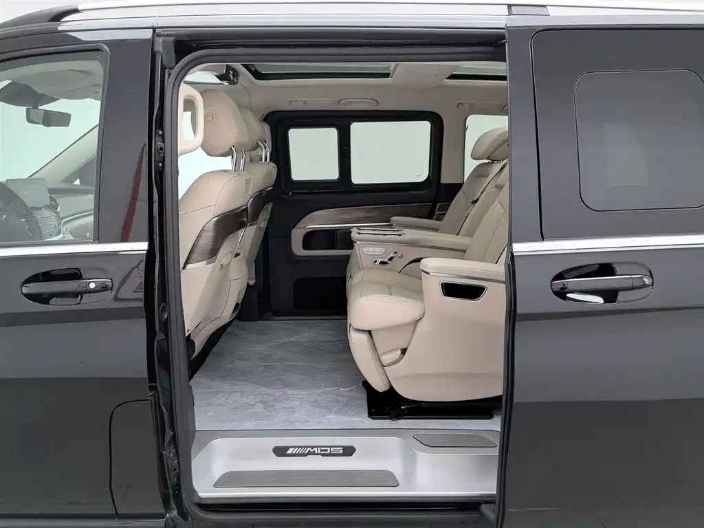Mercedes-Benz V-Class 2021 V 260 L Long Wheelbase Luxury Edition фото 15