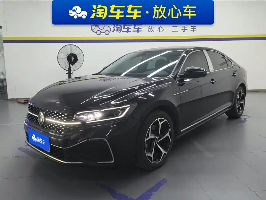 Volkswagen Passat 2024 380TSI Starlight Luxury Edition