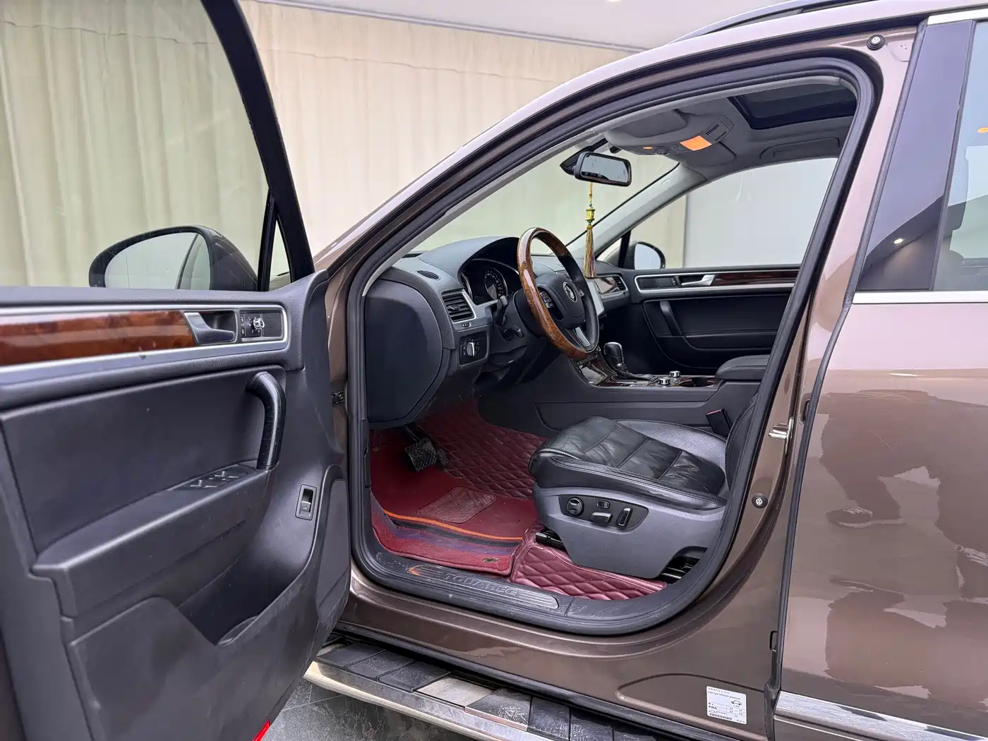 Volkswagen Touareg 2011 3.0TDI Diesel Comfort фото 5