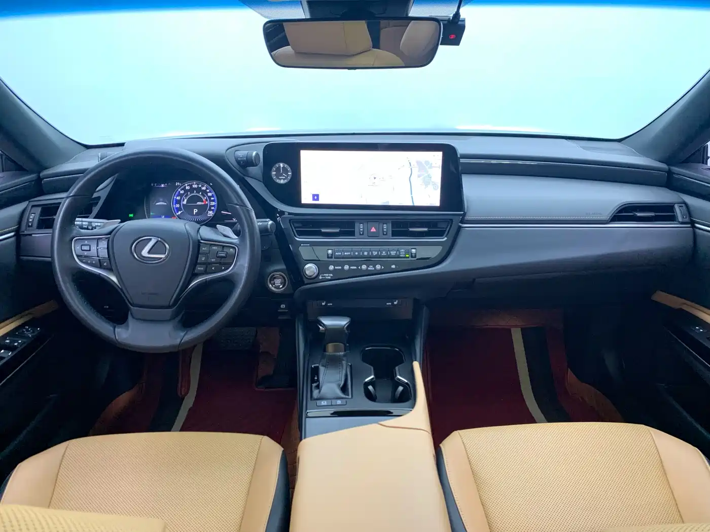 Lexus ES 2022 200 Excellence Edition фото 10