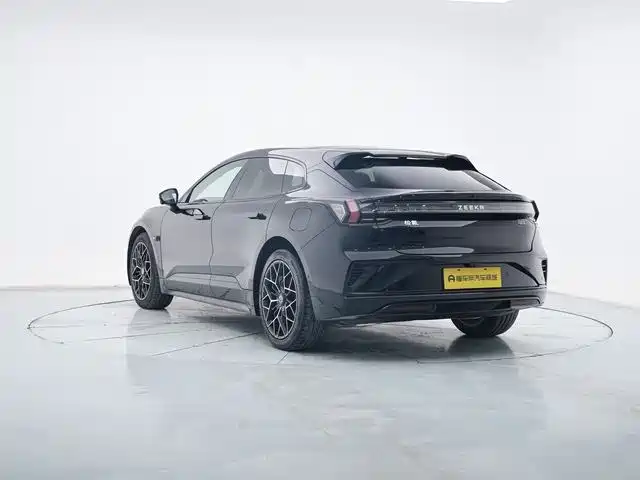 ZEEKR EXTREME KRYPTON 001