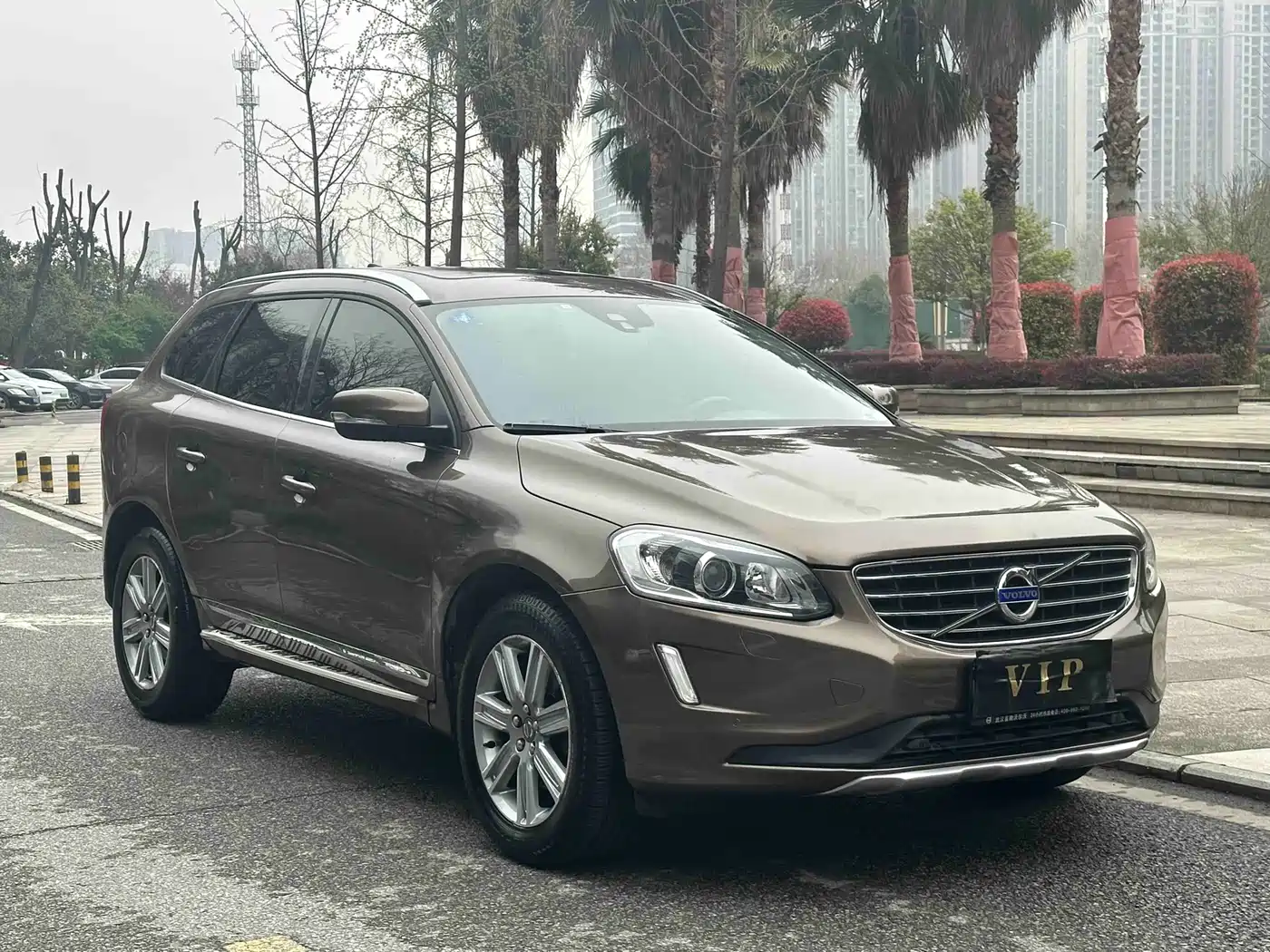 Фото 3 - Volvo XC60
