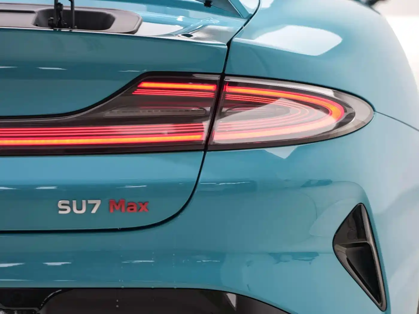 XIAOMI CAR XIAOMI SU7