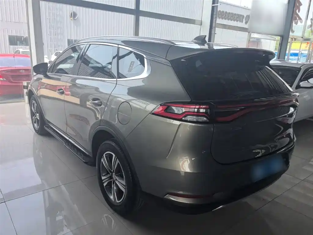 BYD Tang 2018 2.0T Automatic Smart Connection Delight Edition 7-Seater China V фото 5